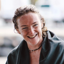 Instructor Sandy Schröpf